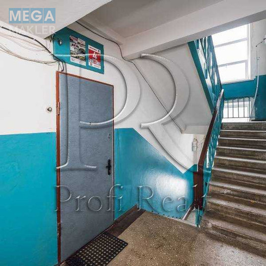 Продаж 1 кімнатної квартири (41/23/7), 4 пов. 5 пов. будинку, <a class="location-link" href="/kiev/" title="Недвижимость Київ">Київ</a>, <a class="location-link" href="/kiev/darnickij/" title="Недвижимость Дарницький район">Дарницький р-н</a>, Привокзальна вулиця, 10 (изображение 10)