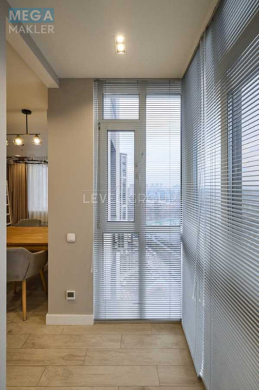 Продаж 2 кімнатної квартири (71/26/26), 12 пов. 16 пов. будинку, <a class="location-link" href="/kiev/" title="Недвижимость Київ">Київ</a>, <a class="location-link" href="/kiev/solomenskij/" title="Недвижимость Солом'янський район">Солом'янський р-н</a>, Любомира Гузара просп., 13 (изображение 16)