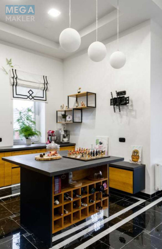 Продаж дома, 2&nbsp;поверху, 460&nbsp;кв.м, 4&nbsp;кімнати, ділянка 12&nbsp;соток, <a class="location-link" href="/petropavlovskaya-borshagovka/" title="Недвижимость Петропавлівська Борщагівка">Петропавлівська Борщагівка</a>, Харківська (изображение 14)