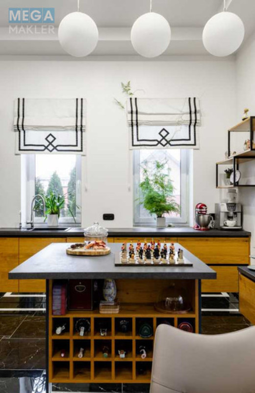 Продаж дома, 2&nbsp;поверху, 460&nbsp;кв.м, 4&nbsp;кімнати, ділянка 12&nbsp;соток, <a class="location-link" href="/petropavlovskaya-borshagovka/" title="Недвижимость Петропавлівська Борщагівка">Петропавлівська Борщагівка</a>, Харківська (изображение 16)