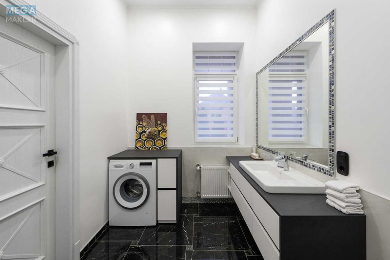 Продаж дома, 2&nbsp;поверху, 460&nbsp;кв.м, 4&nbsp;кімнати, ділянка 12&nbsp;соток, <a class="location-link" href="/petropavlovskaya-borshagovka/" title="Недвижимость Петропавлівська Борщагівка">Петропавлівська Борщагівка</a>, Харківська (изображение 21)