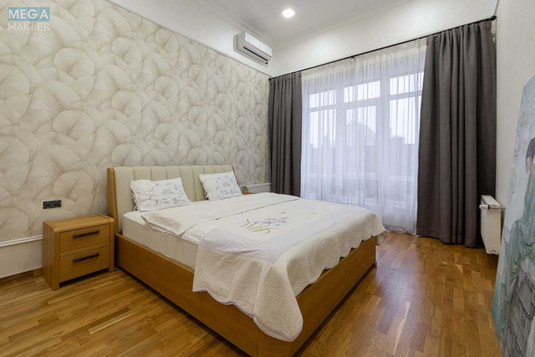 Продаж дома, 2&nbsp;поверху, 460&nbsp;кв.м, 4&nbsp;кімнати, ділянка 12&nbsp;соток, <a class="location-link" href="/petropavlovskaya-borshagovka/" title="Недвижимость Петропавлівська Борщагівка">Петропавлівська Борщагівка</a>, Харківська (изображение 22)