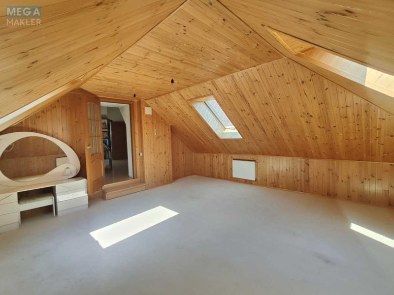 Продаж дома, 2&nbsp;поверху, 196&nbsp;кв.м, 4&nbsp;кімнати, ділянка 12&nbsp;соток, <a class="location-link" href="/revnoe-selo/" title="Недвижимость Ревне">Ревне</a>, Світанковий пров., 3 (изображение 12)