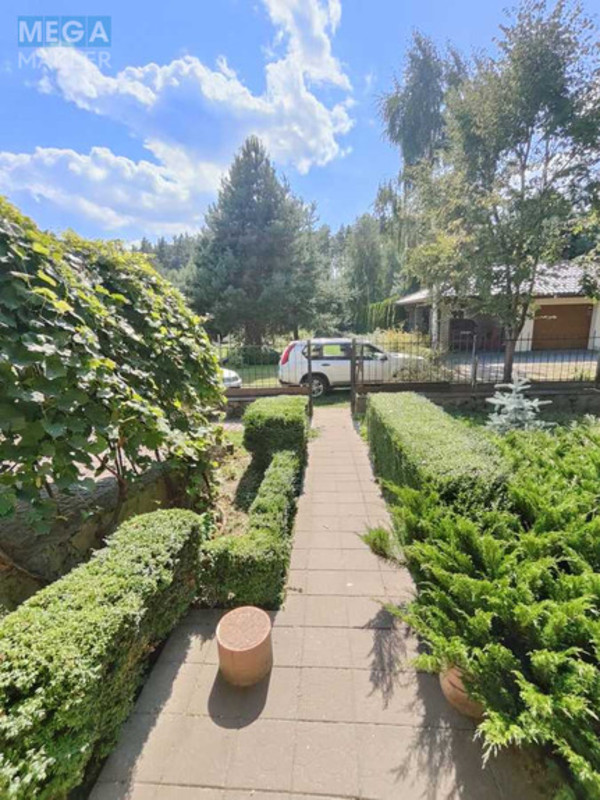 Продаж дома, 2&nbsp;поверху, 196&nbsp;кв.м, 4&nbsp;кімнати, ділянка 12&nbsp;соток, <a class="location-link" href="/revnoe-selo/" title="Недвижимость Ревне">Ревне</a>, Світанковий пров., 3 (изображение 21)