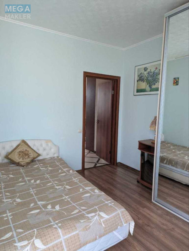 Продаж 5 кімнатної квартири (102/63/13), 9 пов. 10 пов. будинку, <a class="location-link" href="/petropavlovskaya-borshagovka/" title="Недвижимость Петропавлівська Борщагівка">Петропавлівська Борщагівка</a>, Миру, 9 (изображение 8)