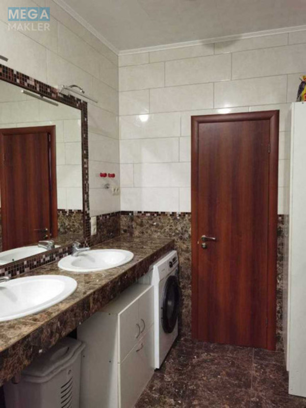 Продаж 5 кімнатної квартири (102/63/13), 9 пов. 10 пов. будинку, <a class="location-link" href="/petropavlovskaya-borshagovka/" title="Недвижимость Петропавлівська Борщагівка">Петропавлівська Борщагівка</a>, Миру, 9 (изображение 21)