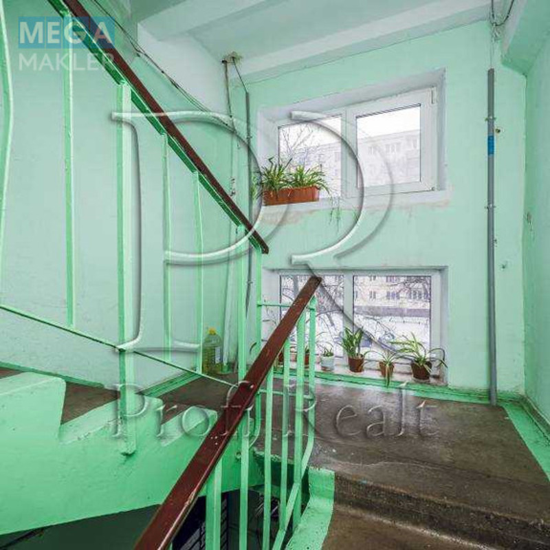 Продаж 2 кімнатної квартири (47/30/7), 2 пов. 5 пов. будинку, <a class="location-link" href="/kiev/" title="Недвижимость Київ">Київ</a>, <a class="location-link" href="/kiev/dneprovskij/" title="Недвижимость Дніпровський район">Дніпровський р-н</a>, Сєрова Валентина вулиця, 36 (изображение 16)