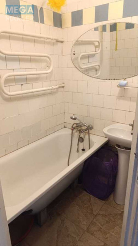 Оренда 2 кімнатної квартири, <a class="location-link" href="/kiev/" title="Недвижимость Київ">Київ</a>, <a class="location-link" href="/kiev/solomenskij/" title="Недвижимость Солом'янський район">Солом'янський р-н</a>, Юлиуса Фучика ул., 15 (изображение 6)