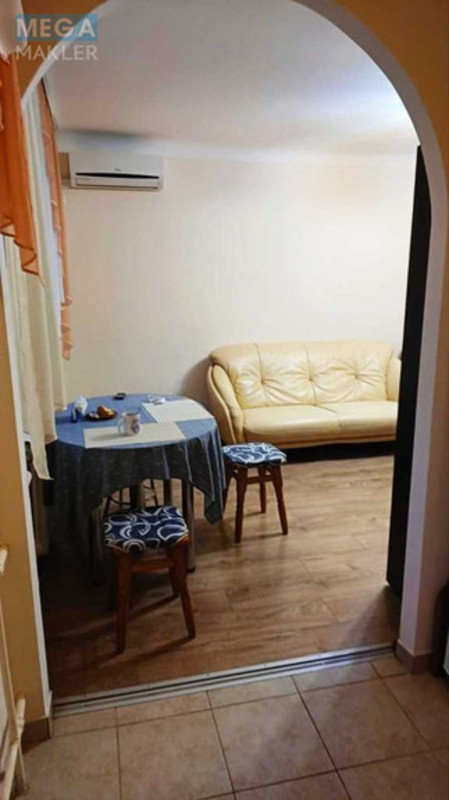 Оренда 3 кімнатної квартири, <a class="location-link" href="/kiev/" title="Недвижимость Київ">Київ</a>, <a class="location-link" href="/kiev/goloseevskij/" title="Недвижимость Голосіївський район">Голосіївський р-н</a>, Голосіївський просп., 100 (изображение 2)