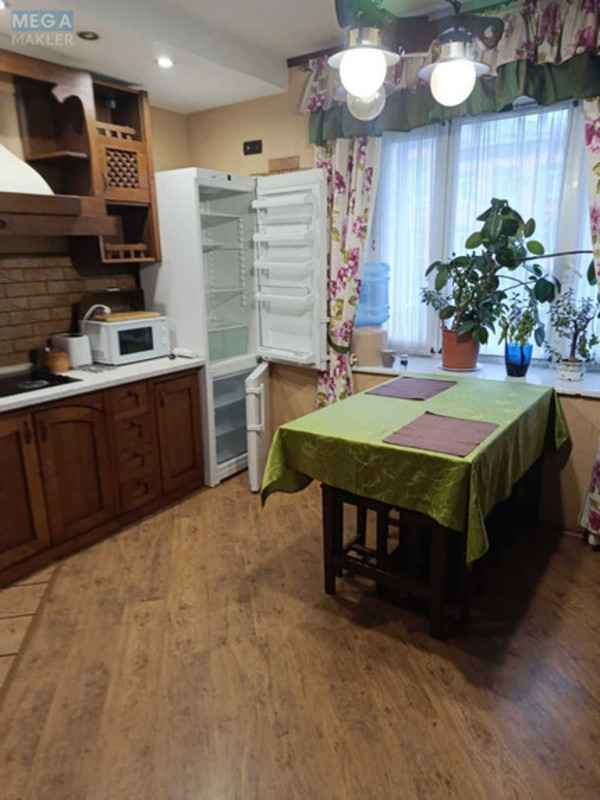 Оренда 2 кімнатної квартири, <a class="location-link" href="/kiev/" title="Недвижимость Київ">Київ</a>, <a class="location-link" href="/kiev/goloseevskij/" title="Недвижимость Голосіївський район">Голосіївський р-н</a>, Коломийський пров., 7а (изображение 3)