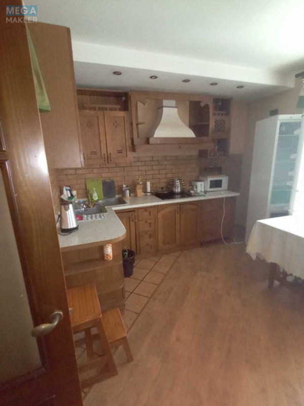 Оренда 2 кімнатної квартири, <a class="location-link" href="/kiev/" title="Недвижимость Київ">Київ</a>, <a class="location-link" href="/kiev/goloseevskij/" title="Недвижимость Голосіївський район">Голосіївський р-н</a>, Коломийський пров., 7а (изображение 4)