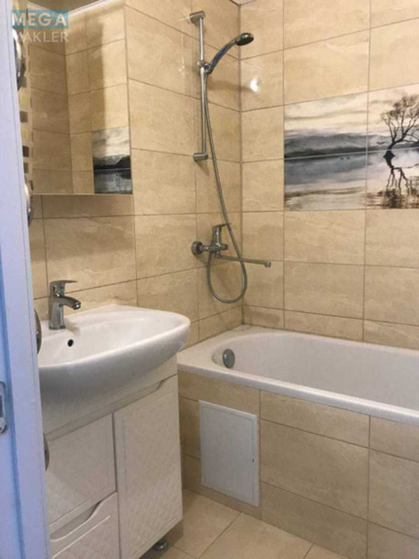 Продаж 1 кімнатної квартири (38/18/9), 18 пов. 21 пов. будинку, <a class="location-link" href="/kiev/" title="Недвижимость Київ">Київ</a>, <a class="location-link" href="/kiev/goloseevskij/" title="Недвижимость Голосіївський район">Голосіївський р-н</a>, Академіка Заболотного вул., 78 (изображение 8)