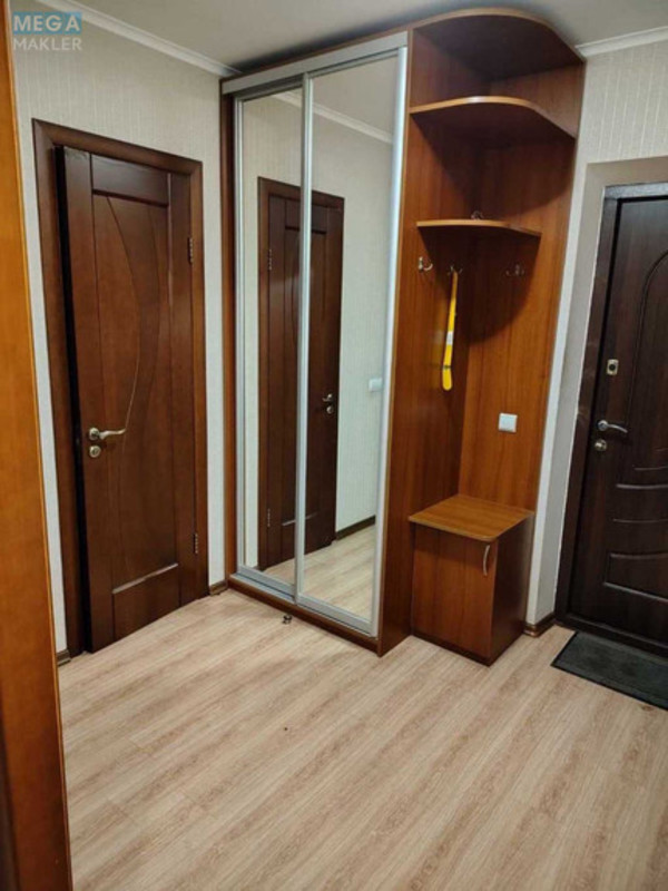 Оренда 1 кімнатної квартири, <a class="location-link" href="/kiev/" title="Недвижимость Київ">Київ</a>, <a class="location-link" href="/kiev/desnyanskij/" title="Недвижимость Деснянський район">Деснянський р-н</a>, Володимира Маяковського вул., 70 (изображение 9)