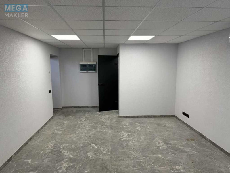 Оренда комерційної нерухомості, 30&nbsp;кв.м, под офис, <a class="location-link" href="/kiev/" title="Недвижимость Київ">Київ</a>, <a class="location-link" href="/kiev/goloseevskij/" title="Недвижимость Голосіївський район">Голосіївський р-н</a>, Передова вул., 3 (изображение 8)