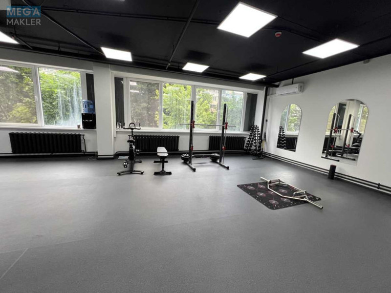 Продаж комерційної нерухомості, 153,40&nbsp;кв.м, под офис, <a class="location-link" href="/kiev/" title="Недвижимость Київ">Київ</a>, <a class="location-link" href="/kiev/solomenskij/" title="Недвижимость Солом'янський район">Солом'янський р-н</a>, Кудряшова ул., 18А (изображение 2)