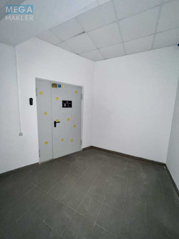 Продаж комерційної нерухомості, 153,40&nbsp;кв.м, под офис, <a class="location-link" href="/kiev/" title="Недвижимость Київ">Київ</a>, <a class="location-link" href="/kiev/solomenskij/" title="Недвижимость Солом'янський район">Солом'янський р-н</a>, Кудряшова ул., 18А (изображение 16)