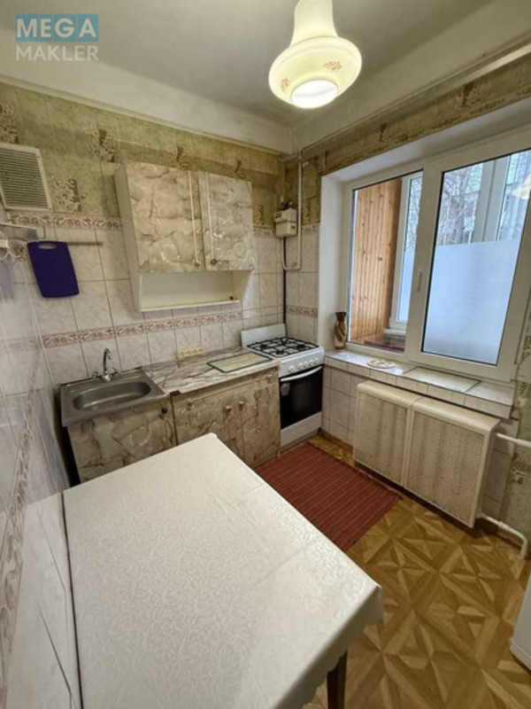 Оренда 1 кімнатної квартири, <a class="location-link" href="/kiev/" title="Недвижимость Київ">Київ</a>, <a class="location-link" href="/kiev/shevchenkovskij/" title="Недвижимость Шевченківський район">Шевченківський р-н</a>, Печенежская ул., 34 (изображение 4)