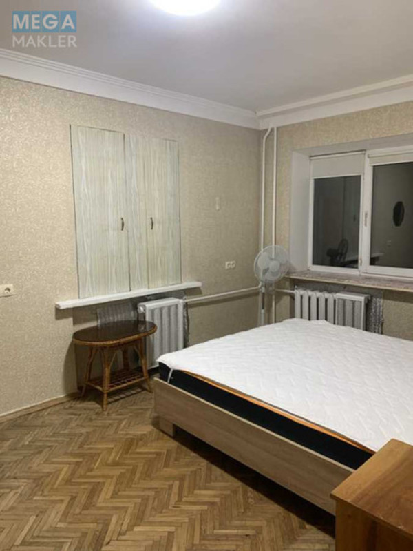 Оренда 2 кімнатної квартири, <a class="location-link" href="/kiev/" title="Недвижимость Київ">Київ</a>, <a class="location-link" href="/kiev/pecherskij/" title="Недвижимость Печерський район">Печерський р-н</a>, Михайла Бойчука вул., 13В (изображение 8)