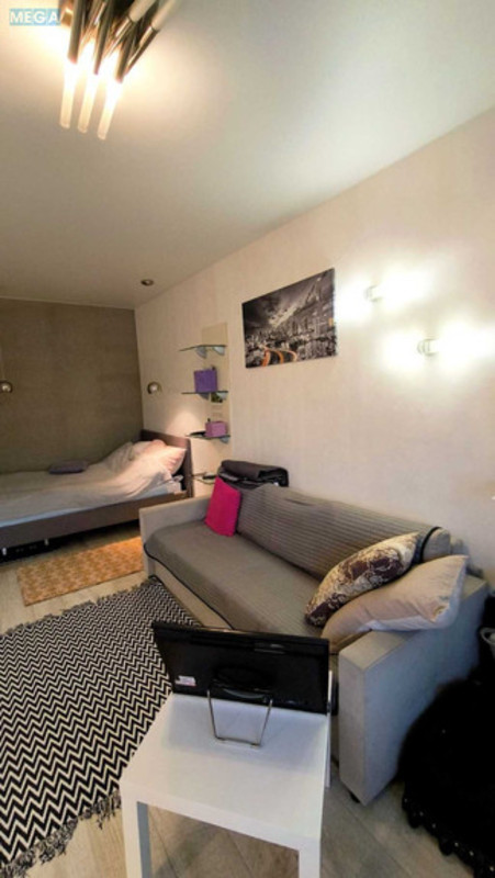 Продаж 1 кімнатної квартири (34/?/8), 9 пов. 9 пов. будинку, <a class="location-link" href="/dnepropetrovsk/" title="Недвижимость Дніпра">Дніпро</a>, Володимира Антоновича (изображение 2)