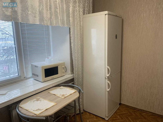 Оренда 1 кімнатної квартири, <a class="location-link" href="/kiev/" title="Недвижимость Київ">Київ</a>, <a class="location-link" href="/kiev/podolskij/" title="Недвижимость Подільський район">Подільський р-н</a>, Набережно-Хрещатицька вул., 11 (изображение 8)