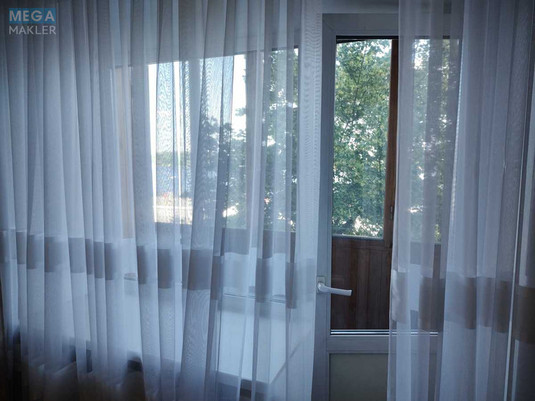 Оренда 1 кімнатної квартири, <a class="location-link" href="/kiev/" title="Недвижимость Київ">Київ</a>, <a class="location-link" href="/kiev/podolskij/" title="Недвижимость Подільський район">Подільський р-н</a>, Набережно-Хрещатицька вул., 11 (изображение 9)