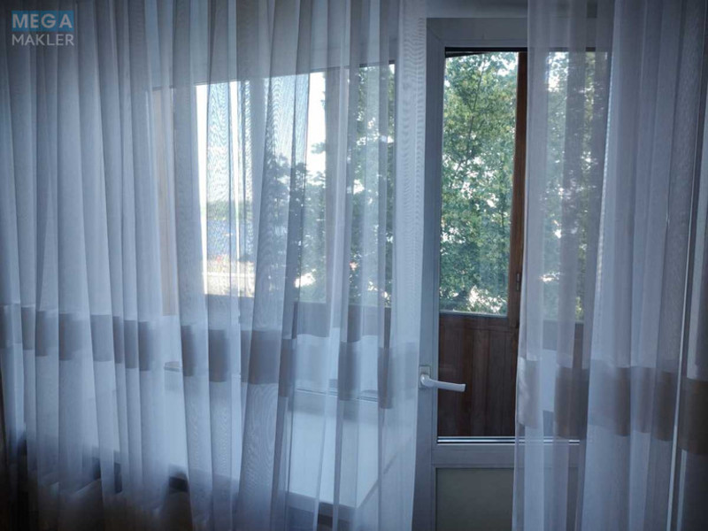 Оренда 1 кімнатної квартири, <a class="location-link" href="/kiev/" title="Недвижимость Київ">Київ</a>, <a class="location-link" href="/kiev/podolskij/" title="Недвижимость Подільський район">Подільський р-н</a>, Набережно-Хрещатицька вул., 11 (изображение 9)