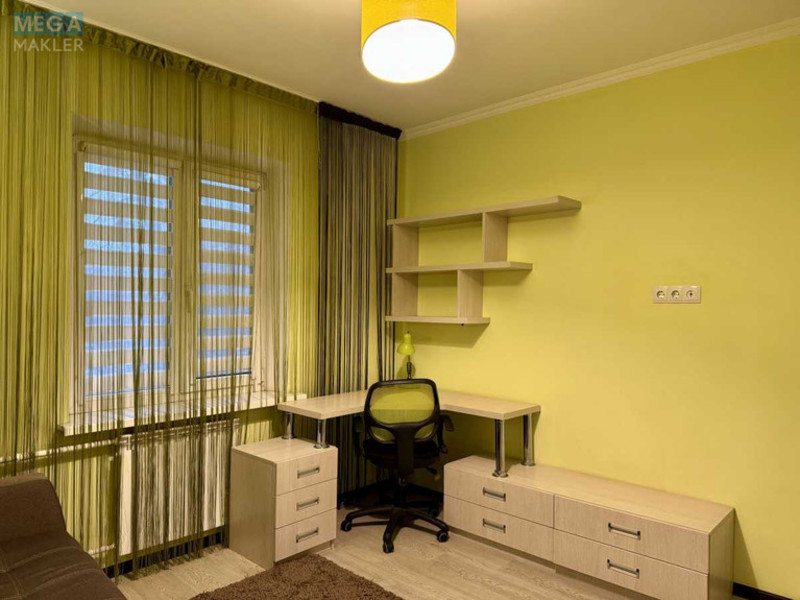 Продаж 3 кімнатної квартири (75/43/8), 3 пов. 13 пов. будинку, <a class="location-link" href="/kiev/" title="Недвижимость Київ">Київ</a>, <a class="location-link" href="/kiev/svyatoshinskij/" title="Недвижимость Святошинський район">Святошинський р-н</a>, Феодоры Пушиной ул., 49 (изображение 8)