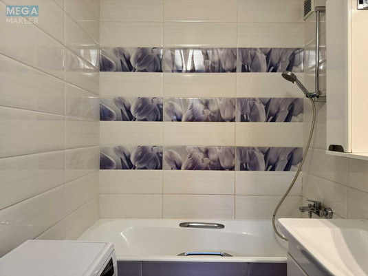 Продаж 3 кімнатної квартири (75/43/8), 3 пов. 13 пов. будинку, <a class="location-link" href="/kiev/" title="Недвижимость Київ">Київ</a>, <a class="location-link" href="/kiev/svyatoshinskij/" title="Недвижимость Святошинський район">Святошинський р-н</a>, Феодоры Пушиной ул., 49 (изображение 16)