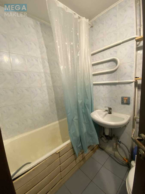 Продаж 2 кімнатної квартири (46/30/6), 5 пов. 5 пов. будинку, <a class="location-link" href="/kiev/" title="Недвижимость Київ">Київ</a>, <a class="location-link" href="/kiev/podolskij/" title="Недвижимость Подільський район">Подільський р-н</a>, Копилівська вул., 67 (изображение 7)