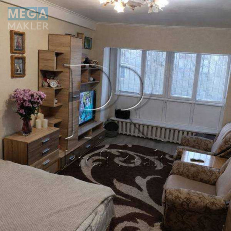 Продаж 1 кімнатної квартири (41/19/9), 1 пов. 9 пов. будинку, <a class="location-link" href="/kiev/" title="Недвижимость Київ">Київ</a>, <a class="location-link" href="/kiev/obolonskij/" title="Недвижимость Оболонський район">Оболонський р-н</a>, Богатирська вулиця, 2 (изображение 6)