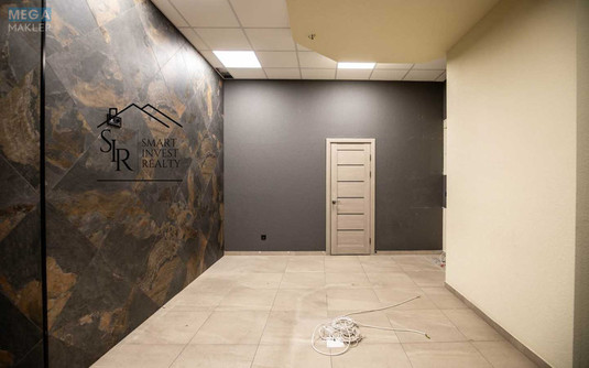 Продаж комерційної нерухомості, 145&nbsp;кв.м, под офис, <a class="location-link" href="/kiev/" title="Недвижимость Київ">Київ</a>, <a class="location-link" href="/kiev/desnyanskij/" title="Недвижимость Деснянський район">Деснянський р-н</a>, Радистів вул., 14 (изображение 2)