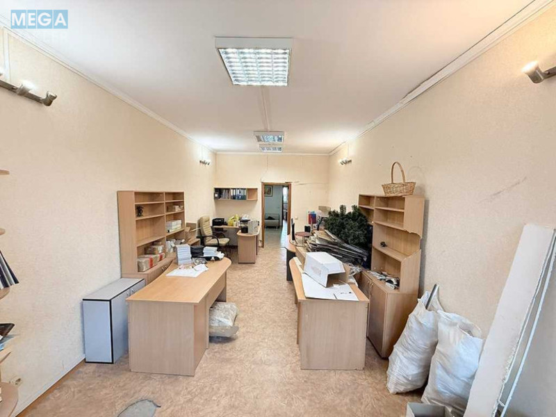 Продаж 3 кімнатної квартири (125/75/15), 3 пов. 17 пов. будинку, <a class="location-link" href="/kiev/" title="Недвижимость Київ">Київ</a>, <a class="location-link" href="/kiev/pecherskij/" title="Недвижимость Печерський район">Печерський р-н</a>, Антоновича вул., 72 (изображение 5)