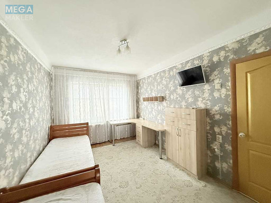 Продаж 2 кімнатної квартири (41/30/7), 5 пов. 5 пов. будинку, <a class="location-link" href="/kiev/" title="Недвижимость Київ">Київ</a>, <a class="location-link" href="/kiev/svyatoshinskij/" title="Недвижимость Святошинський район">Святошинський р-н</a>, Сімї Сосніних вул., 8 (изображение 5)