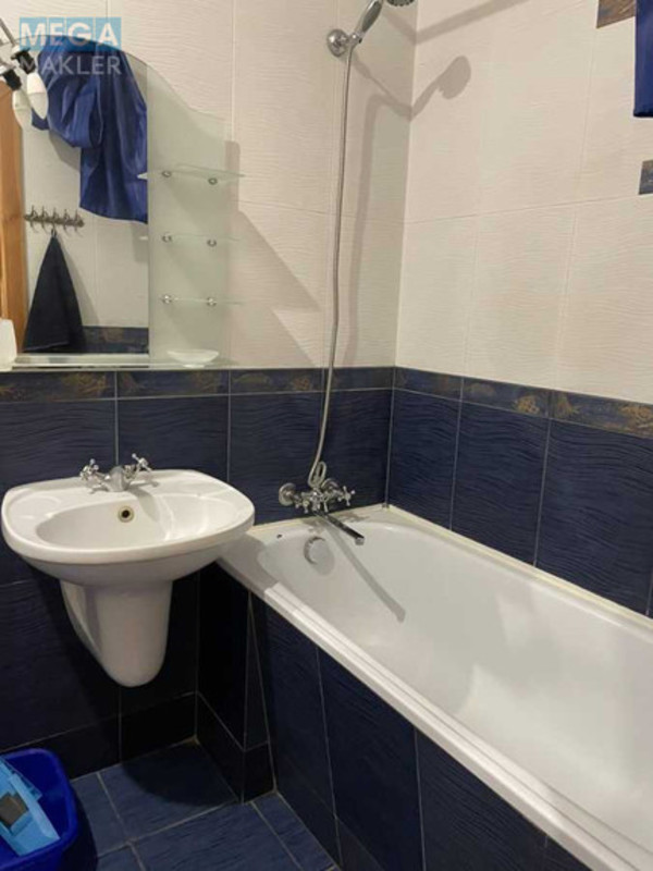 Продаж 1 кімнатної квартири (35/18/7), 3 пов. 5 пов. будинку, <a class="location-link" href="/dnepropetrovsk/" title="Недвижимость Дніпра">Дніпро</a>, Незалежності, 1 (изображение 10)