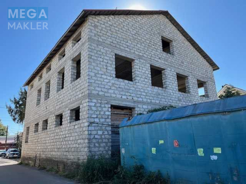 Продаж дома, 2&nbsp;поверху, 886,50&nbsp;кв.м, 10&nbsp;кімнат, ділянка 3,35&nbsp;сотки, <a class="location-link" href="/kryzhopol/" title="Недвижимость Крижопіль">Крижопіль</a>, Дажицького Войцеха, 19 (изображение 4)