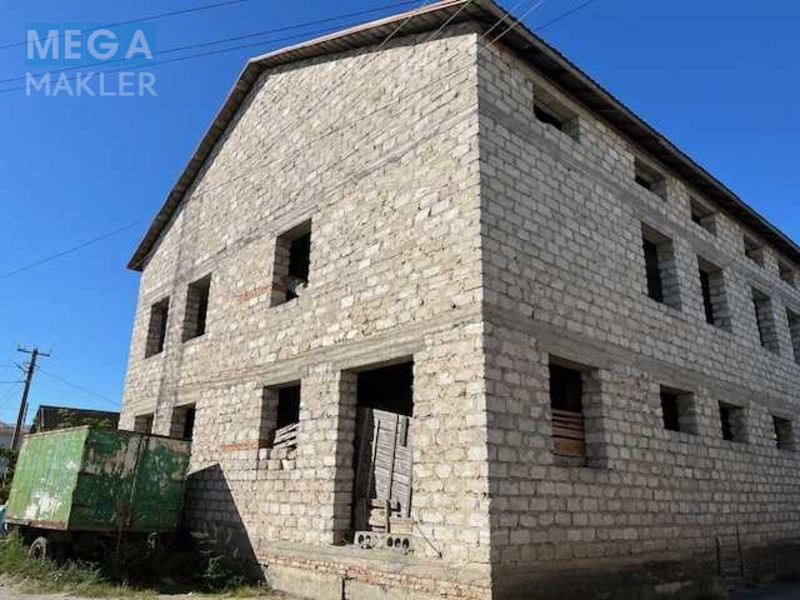 Продаж дома, 2&nbsp;поверху, 886,50&nbsp;кв.м, 10&nbsp;кімнат, ділянка 3,35&nbsp;сотки, <a class="location-link" href="/kryzhopol/" title="Недвижимость Крижопіль">Крижопіль</a>, Дажицького Войцеха, 19 (изображение 13)