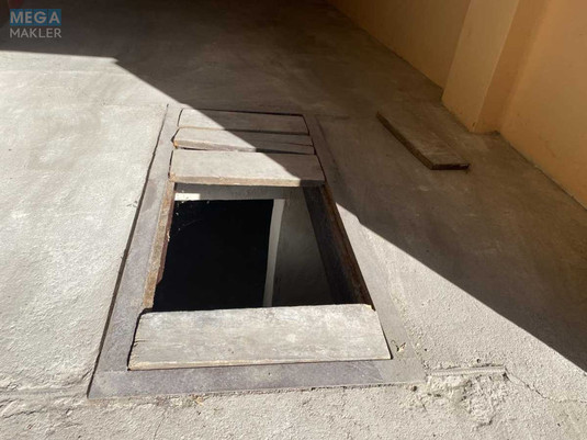 Продаж комерційної нерухомості, 45&nbsp;кв.м, <a class="location-link" href="/kiev/" title="Недвижимость Київ">Київ</a>, <a class="location-link" href="/kiev/shevchenkovskij/" title="Недвижимость Шевченківський район">Шевченківський р-н</a>, Сечевых Стрельцов ул., 24 (изображение 3)