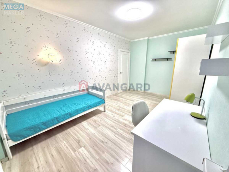 Продаж 3 кімнатної квартири (83/46,6/24), 13 пов. 24 пов. будинку, <a class="location-link" href="/kiev/" title="Недвижимость Київ">Київ</a>, <a class="location-link" href="/kiev/podolskij/" title="Недвижимость Подільський район">Подільський р-н</a>, Європейського Союзу просп., 43б (изображение 11)