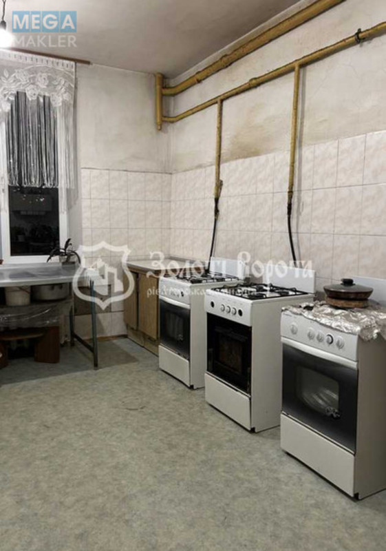 Продаж 12 кімнатної квартири (27/?/?), 2 пов. 5 пов. будинку, <a class="location-link" href="/kiev/" title="Недвижимость Київ">Київ</a>, <a class="location-link" href="/kiev/pecherskij/" title="Недвижимость Печерський район">Печерський р-н</a>, Михайла Бойчука вул., 1/2 (изображение 4)