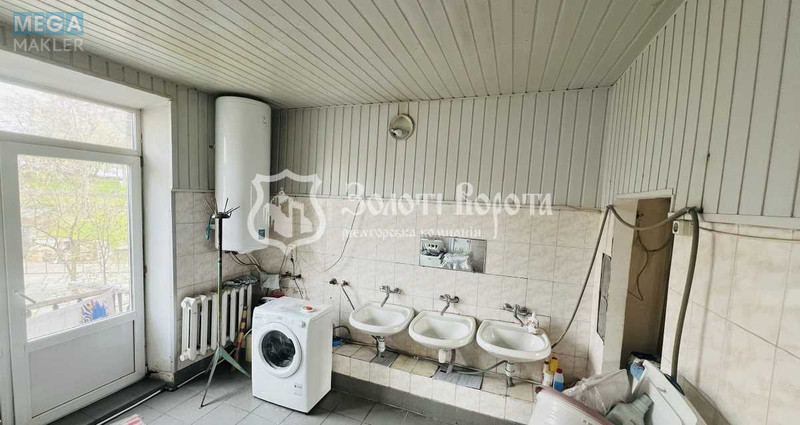 Продаж 12 кімнатної квартири (27/?/?), 2 пов. 5 пов. будинку, <a class="location-link" href="/kiev/" title="Недвижимость Київ">Київ</a>, <a class="location-link" href="/kiev/pecherskij/" title="Недвижимость Печерський район">Печерський р-н</a>, Михайла Бойчука вул., 1/2 (изображение 5)