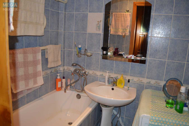 Продаж 1 кімнатної квартири (35/14/8), 2 пов. 4 пов. будинку, <a class="location-link" href="/kiev/" title="Недвижимость Київ">Київ</a>, <a class="location-link" href="/kiev/pecherskij/" title="Недвижимость Печерський район">Печерський р-н</a>, Ивана Федорова ул., 6 (изображение 11)