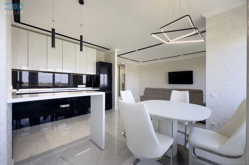 Оренда 2 кімнатної квартири, <a class="location-link" href="/kiev/" title="Недвижимость Київ">Київ</a>, <a class="location-link" href="/kiev/solomenskij/" title="Недвижимость Солом'янський район">Солом'янський р-н</a>, Юнацька вул., 10 (изображение 2)