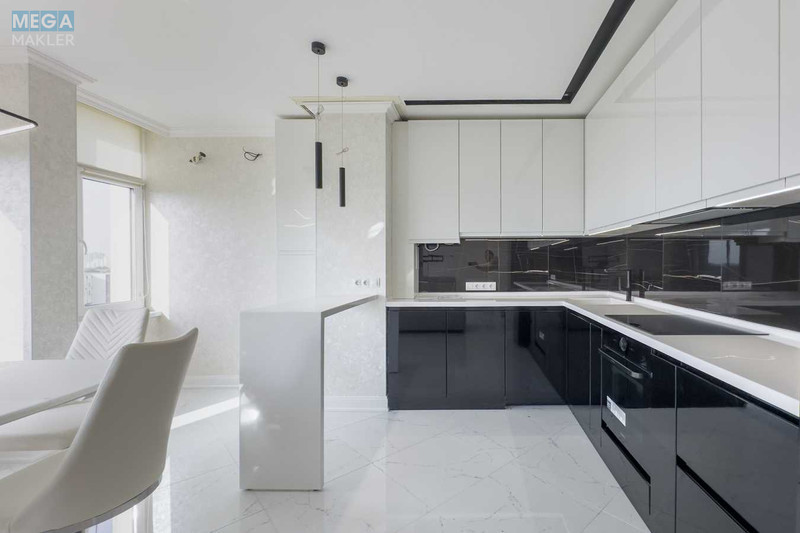 Оренда 2 кімнатної квартири, <a class="location-link" href="/kiev/" title="Недвижимость Київ">Київ</a>, <a class="location-link" href="/kiev/solomenskij/" title="Недвижимость Солом'янський район">Солом'янський р-н</a>, Юнацька вул., 10 (изображение 4)