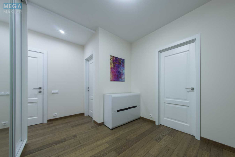 Продаж 3 кімнатної квартири (95/60/16), 16 пов. 17 пов. будинку, <a class="location-link" href="/kiev/" title="Недвижимость Київ">Київ</a>, <a class="location-link" href="/kiev/svyatoshinskij/" title="Недвижимость Святошинський район">Святошинський р-н</a>, Берестейський просп., 71а (изображение 4)