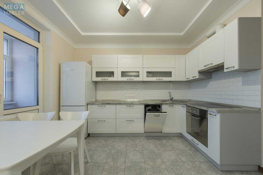 Продаж 3 кімнатної квартири (95/60/16), 16 пов. 17 пов. будинку, <a class="location-link" href="/kiev/" title="Недвижимость Київ">Київ</a>, <a class="location-link" href="/kiev/svyatoshinskij/" title="Недвижимость Святошинський район">Святошинський р-н</a>, Берестейський просп., 71а (изображение 7)