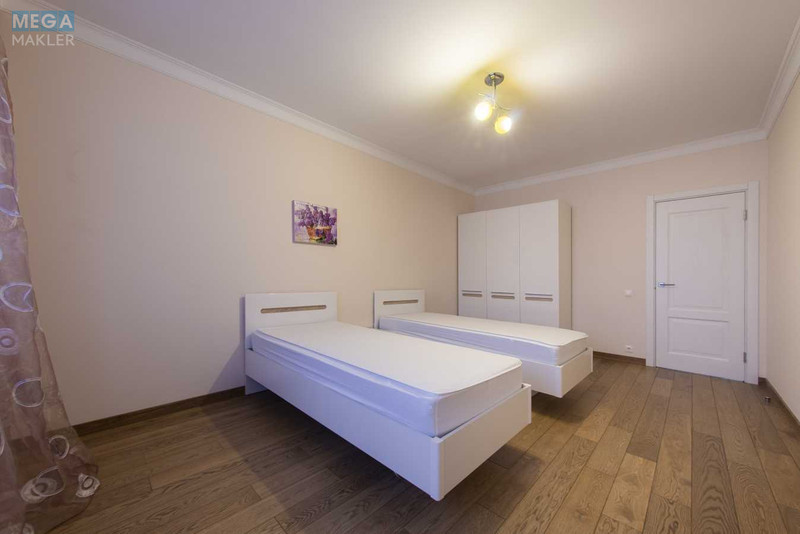 Продаж 3 кімнатної квартири (95/60/16), 16 пов. 17 пов. будинку, <a class="location-link" href="/kiev/" title="Недвижимость Київ">Київ</a>, <a class="location-link" href="/kiev/svyatoshinskij/" title="Недвижимость Святошинський район">Святошинський р-н</a>, Берестейський просп., 71а (изображение 18)