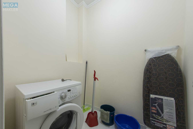 Продаж 3 кімнатної квартири (95/60/16), 16 пов. 17 пов. будинку, <a class="location-link" href="/kiev/" title="Недвижимость Київ">Київ</a>, <a class="location-link" href="/kiev/svyatoshinskij/" title="Недвижимость Святошинський район">Святошинський р-н</a>, Берестейський просп., 71а (изображение 20)