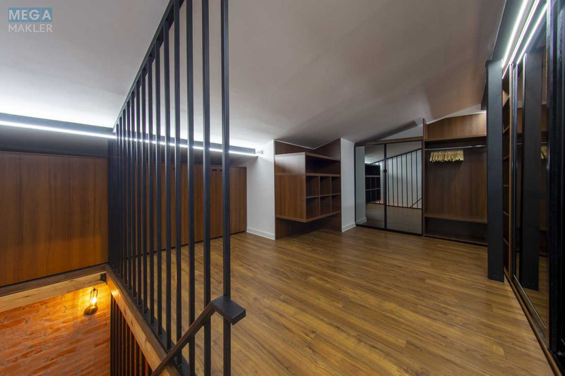 Оренда 3 кімнатної квартири, <a class="location-link" href="/kiev/" title="Недвижимость Київ">Київ</a>, <a class="location-link" href="/kiev/shevchenkovskij/" title="Недвижимость Шевченківський район">Шевченківський р-н</a>, Глибочицька вул., 13 (изображение 15)