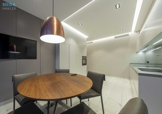 Продаж 4 кімнатної квартири (190/137/20), 8 пов. 11 пов. будинку, <a class="location-link" href="/kiev/" title="Недвижимость Київ">Київ</a>, <a class="location-link" href="/kiev/pecherskij/" title="Недвижимость Печерський район">Печерський р-н</a>, Буслівська вул., 15 (изображение 5)