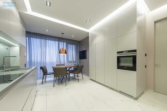 Продаж 4 кімнатної квартири (190/137/20), 8 пов. 11 пов. будинку, <a class="location-link" href="/kiev/" title="Недвижимость Київ">Київ</a>, <a class="location-link" href="/kiev/pecherskij/" title="Недвижимость Печерський район">Печерський р-н</a>, Буслівська вул., 15 (изображение 6)